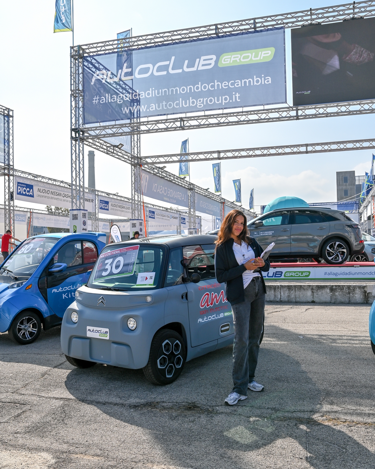 Hostess service - Autoclub Group srl - Fiera del Levante Bari - Karla Caraballo - BSA Agency promoter agenzia hostess Puglia Hostess service - Autoclub Group srl - Fiera del Levante Bari - Karla Caraballo - BSA Agency promoter agenzia hostess Puglia