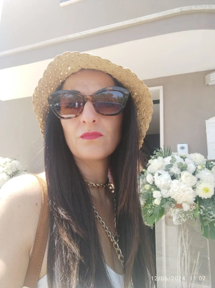 Antonella Mitolo Fotomodella|Modella| BSA Agency di Barone Salvatore Alessandro