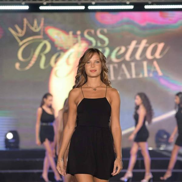 Nicoletta Pentrelli Hostess|Fotomodella|Modella| BSA Agency di Barone Salvatore Alessandro